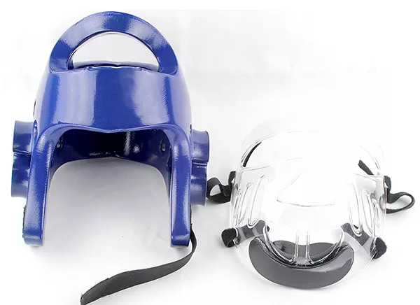 Open-face or face-shield? How exactly should you choose a Taekwondo headguard?